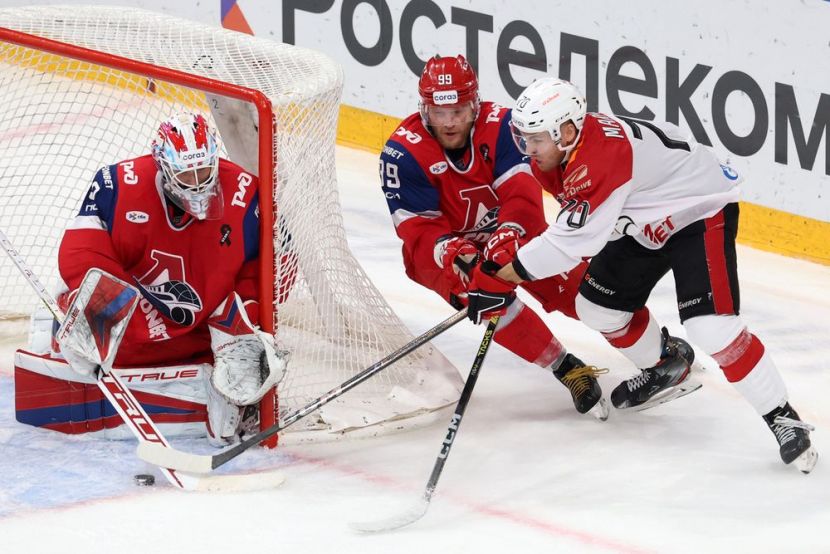 Локомотив - Авангард