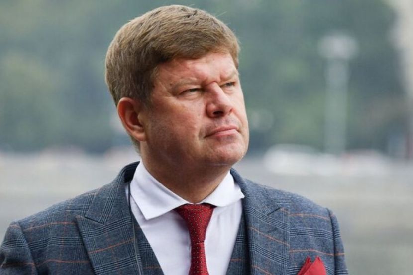 Дмитрий Губерниев